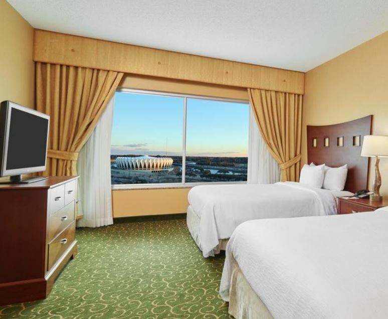 Embassy Suites By Hilton Hampton Convention Center Bagian luar foto
